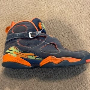 Air Jordan 8